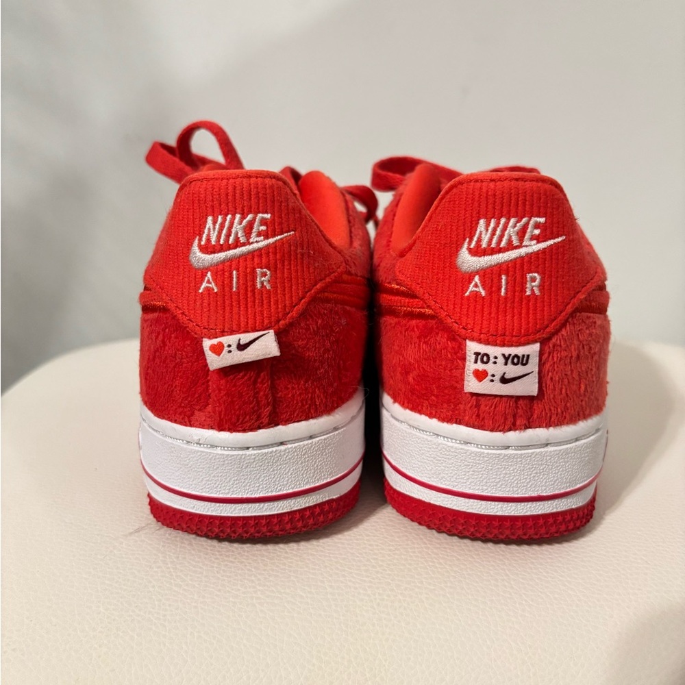 Sold ‼️ Red and White Nike Air Max Kids Girls Size 3Y - Picture 3 of 8
